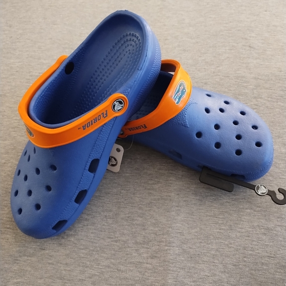 CROCS Other - University of Florida Gators Crocs XL - Men’s 10-11 Women's 12-14 NWT Licensed